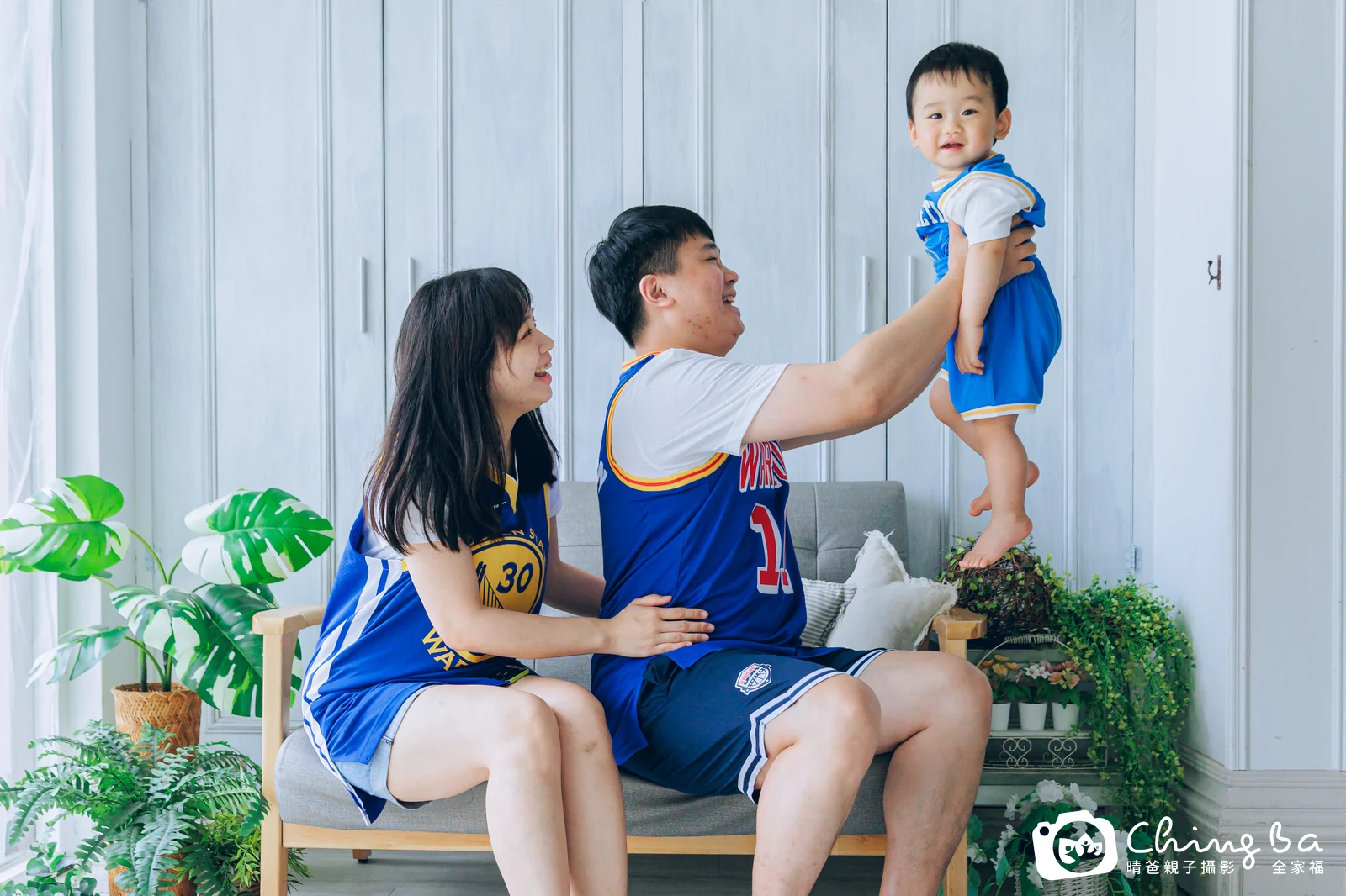 大熊 1 歲 1 個月寶貝 台中小家庭抓周紀念照｜晴爸親子攝影