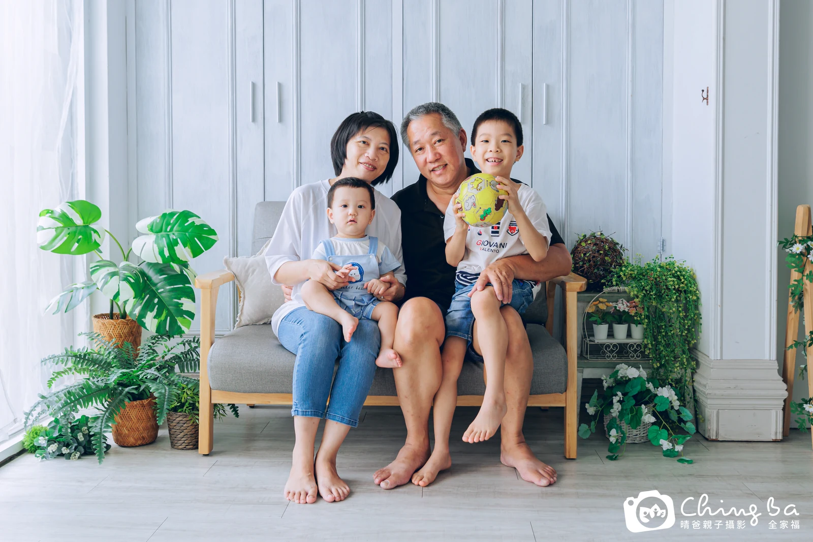 禾禾的台中小家庭抓周拍攝現場