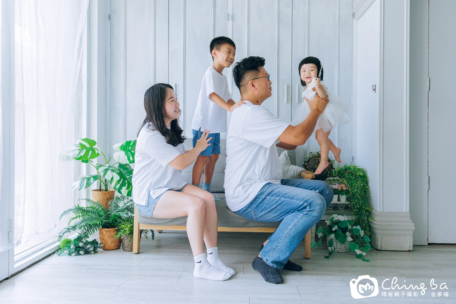 香香 1 歲寶貝 台中小家庭抓周紀念照｜晴爸親子攝影