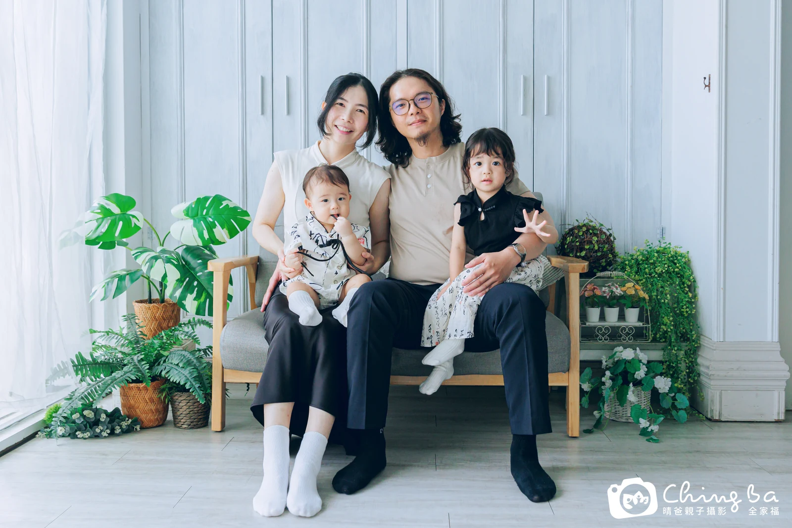 小貝果 1 歲寶貝 台中小家庭抓周紀念照｜晴爸親子攝影