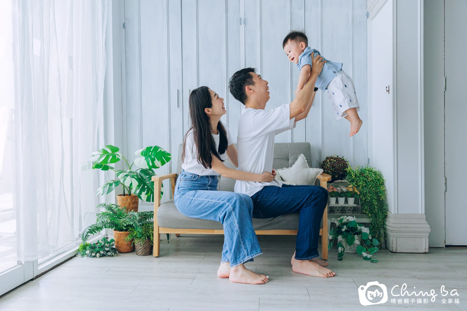 謙謙 1 歲寶貝 台中小家庭抓周紀念照｜晴爸親子攝影