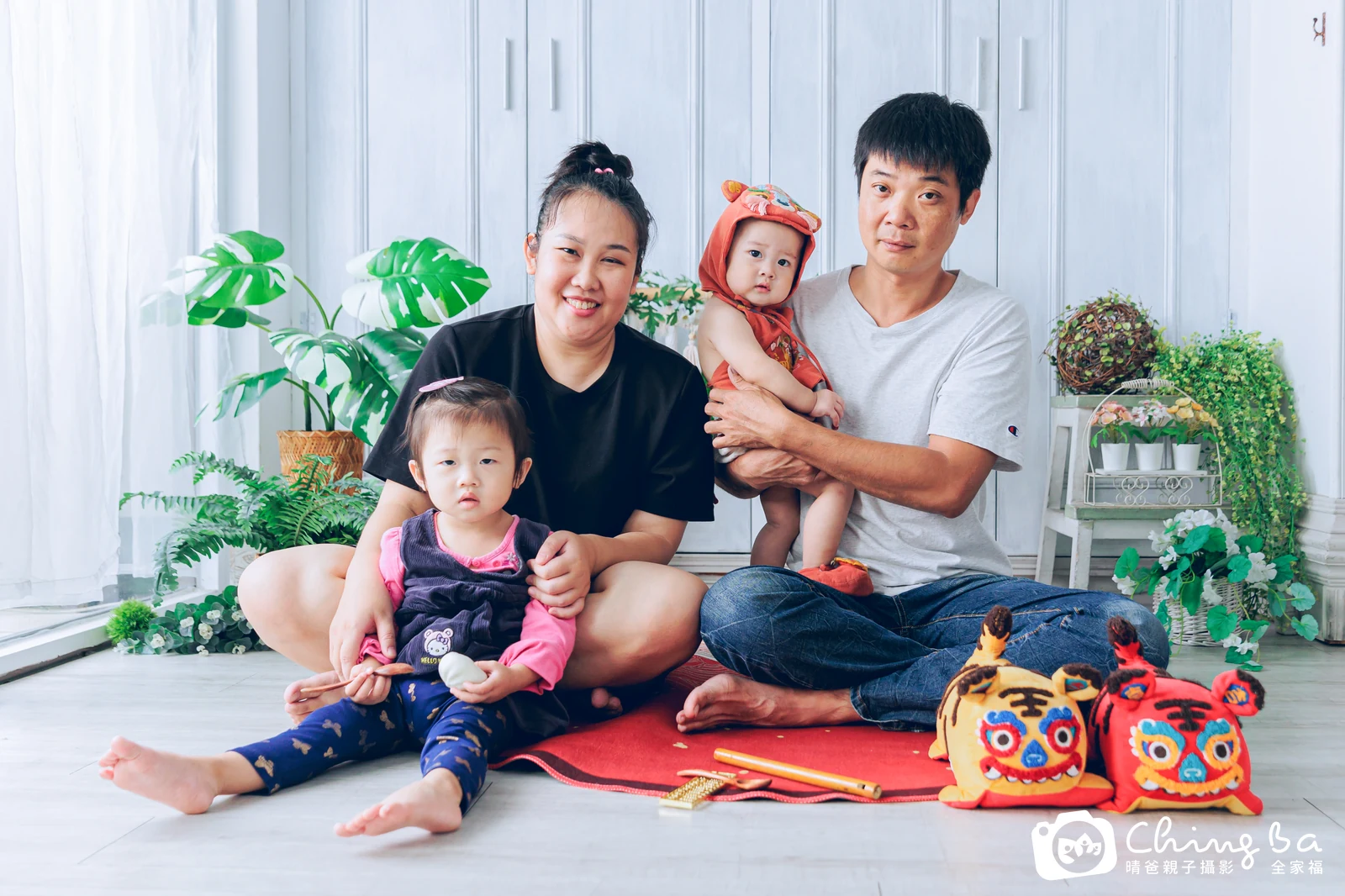 小壯狀在台中拍小家庭抓周的珍貴一刻