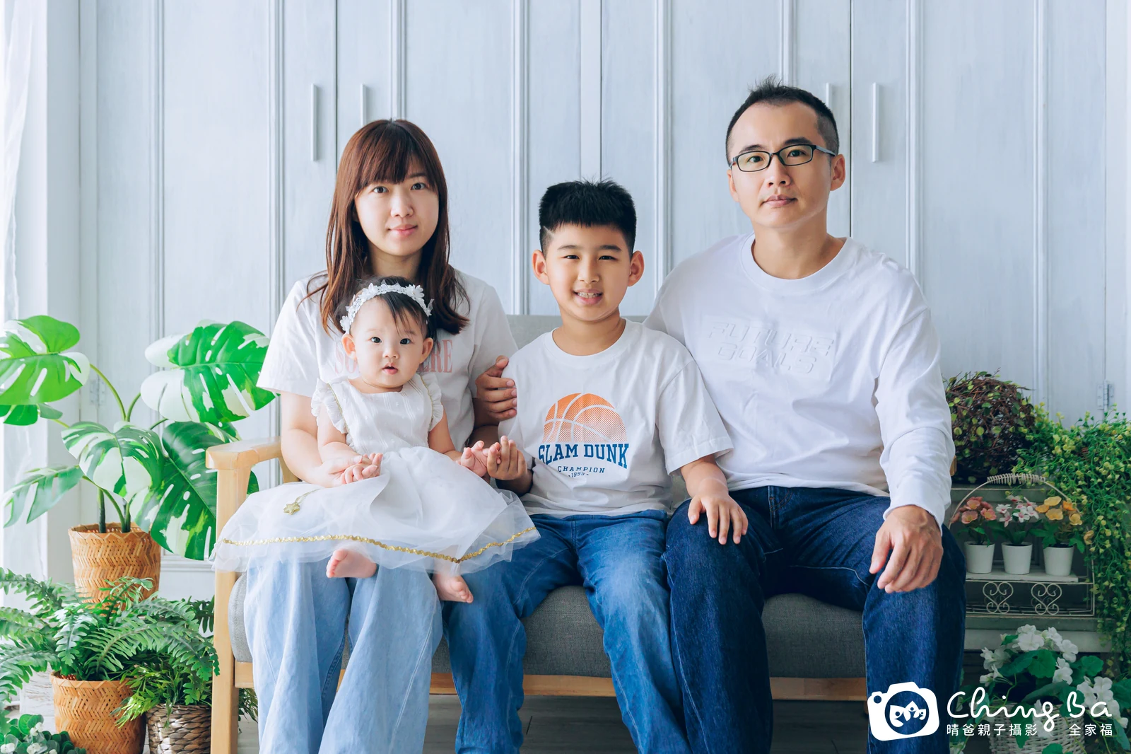 晴的台中小家庭抓周拍攝現場