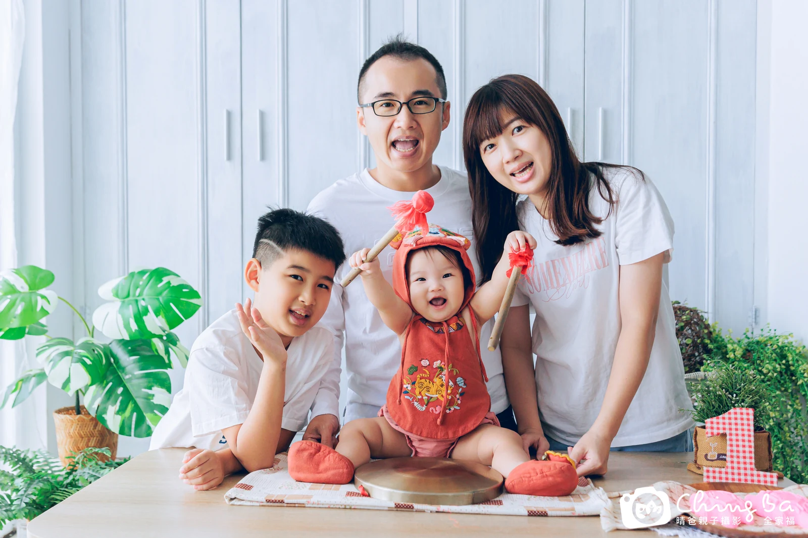 晴寶貝滿周歲抓周