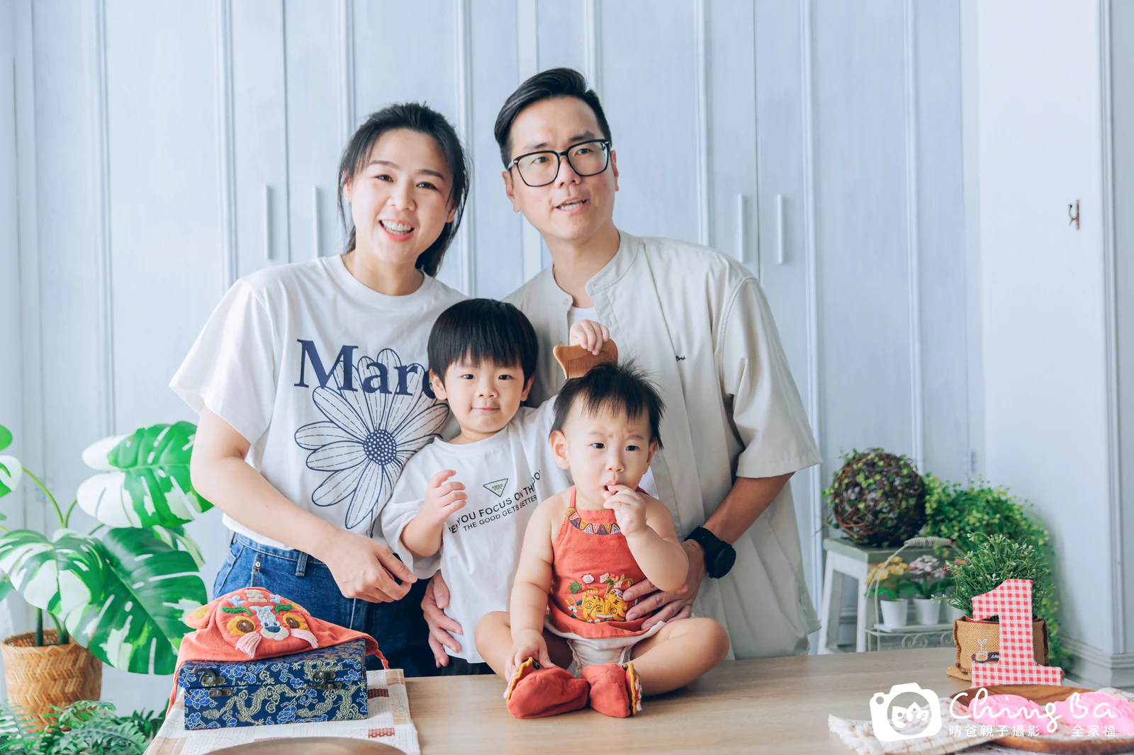 小澧在台中拍小家庭抓周的珍貴一刻