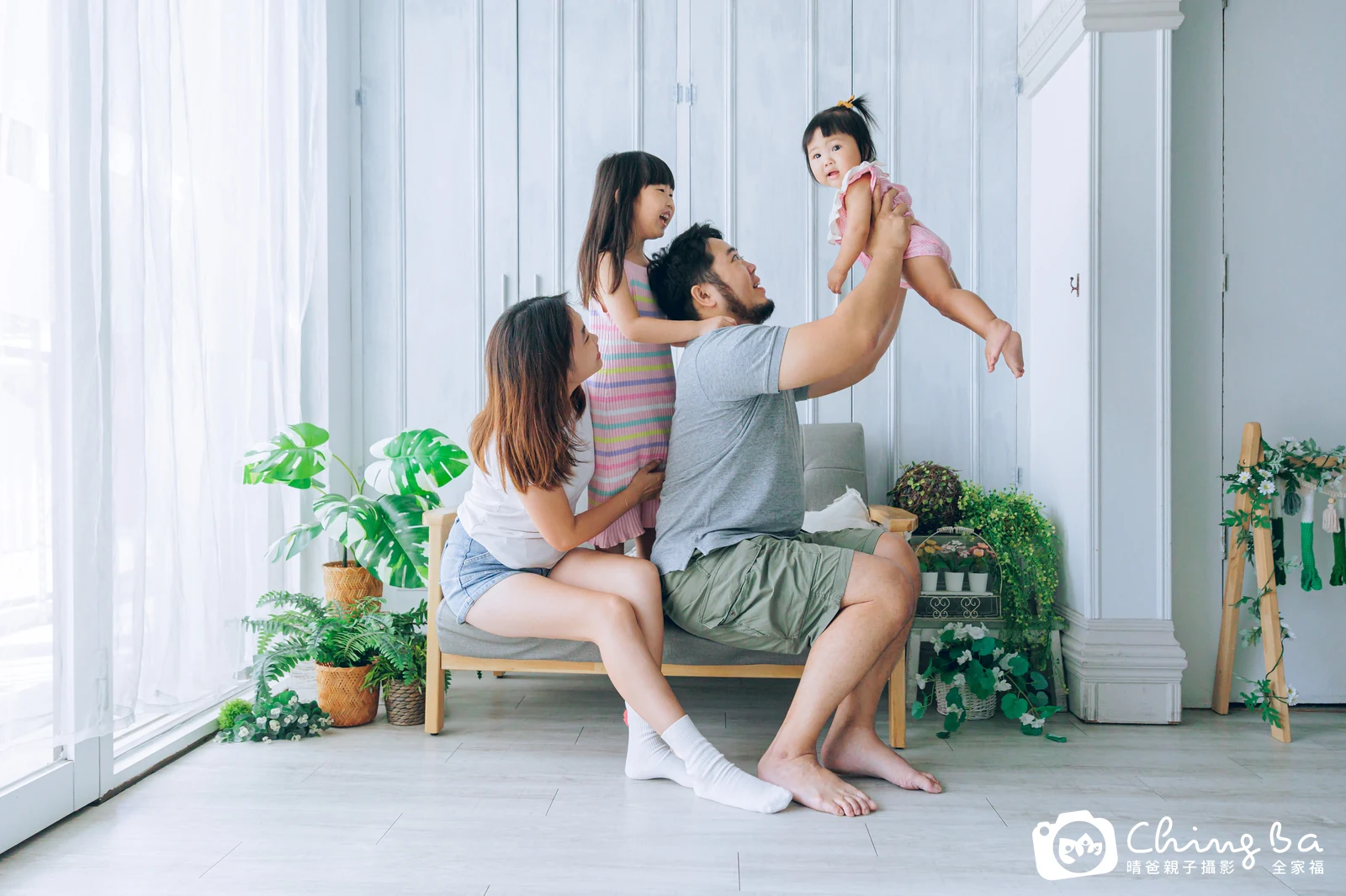 Ollie 約 1 歲寶貝 台中小家庭抓周紀念照｜晴爸親子攝影