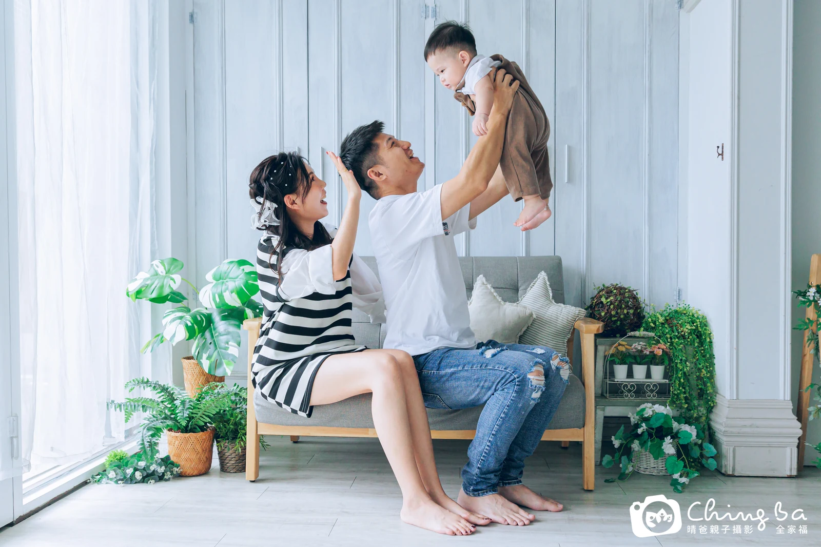 澄澄 1 歲寶貝 台中小家庭抓周紀念照｜晴爸親子攝影