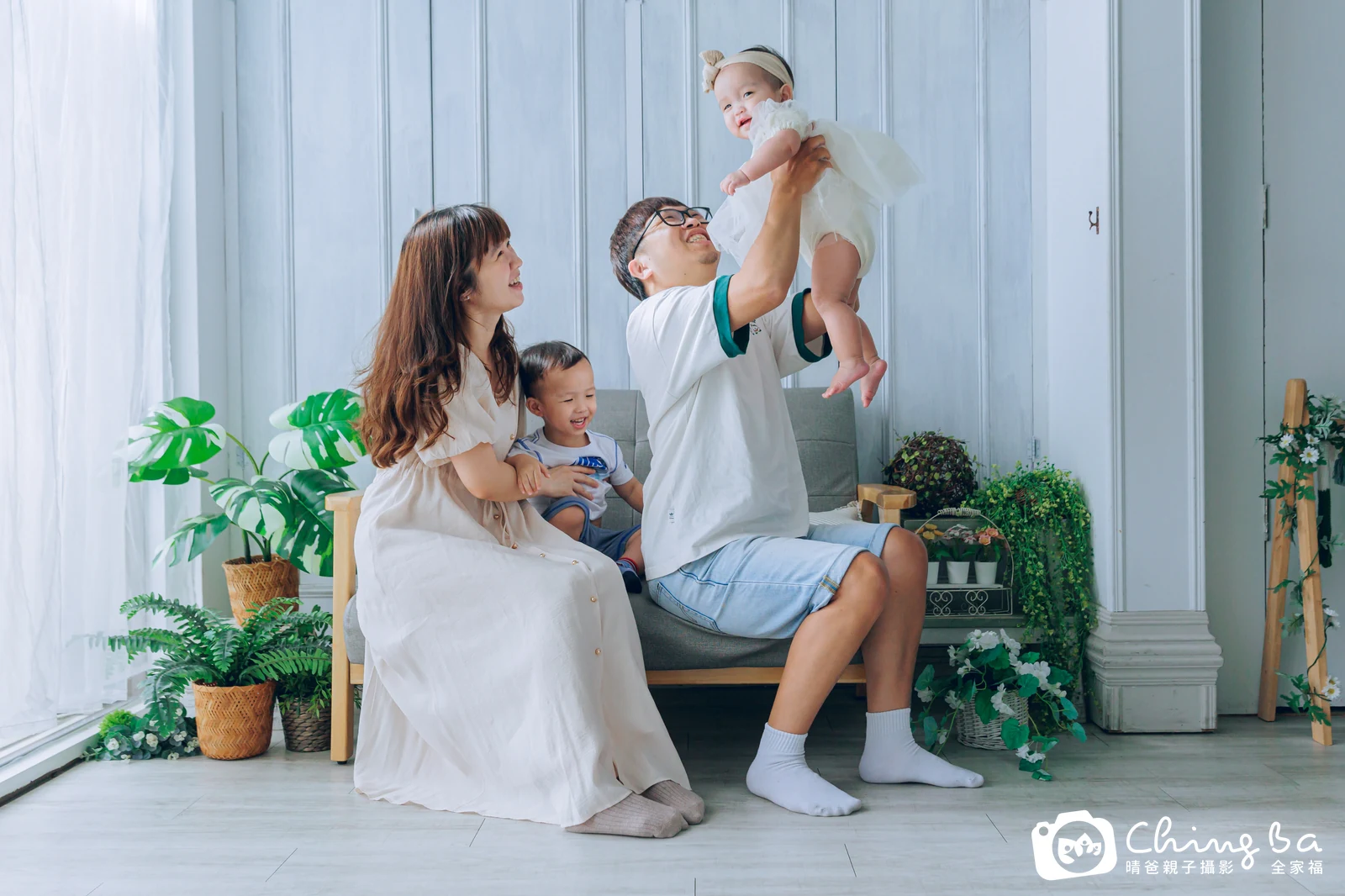 彤彤 1 歲寶貝 台中小家庭抓周紀念照｜晴爸親子攝影