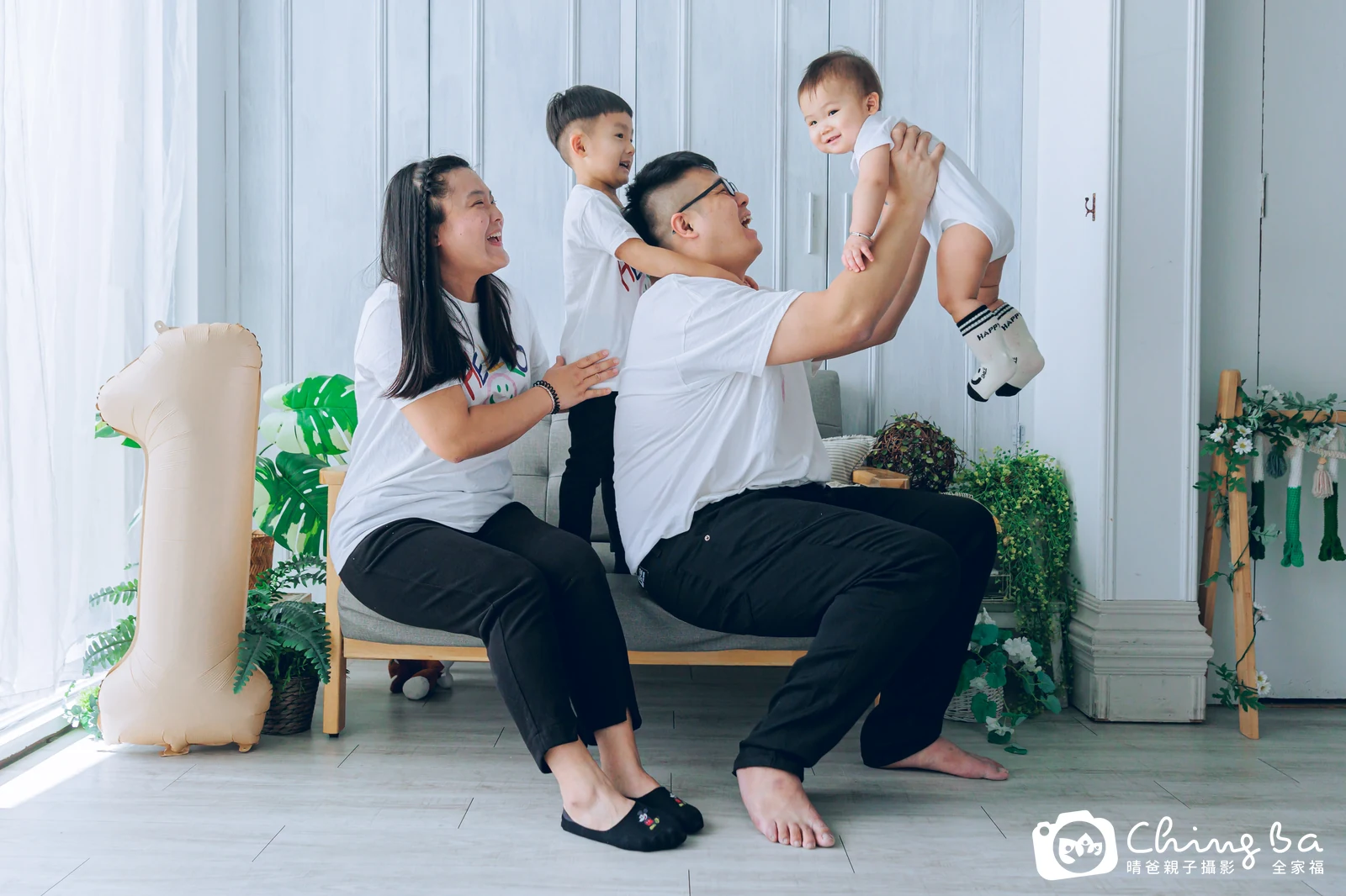 叡叡 1 歲寶貝 台中小家庭抓周紀念照｜晴爸親子攝影