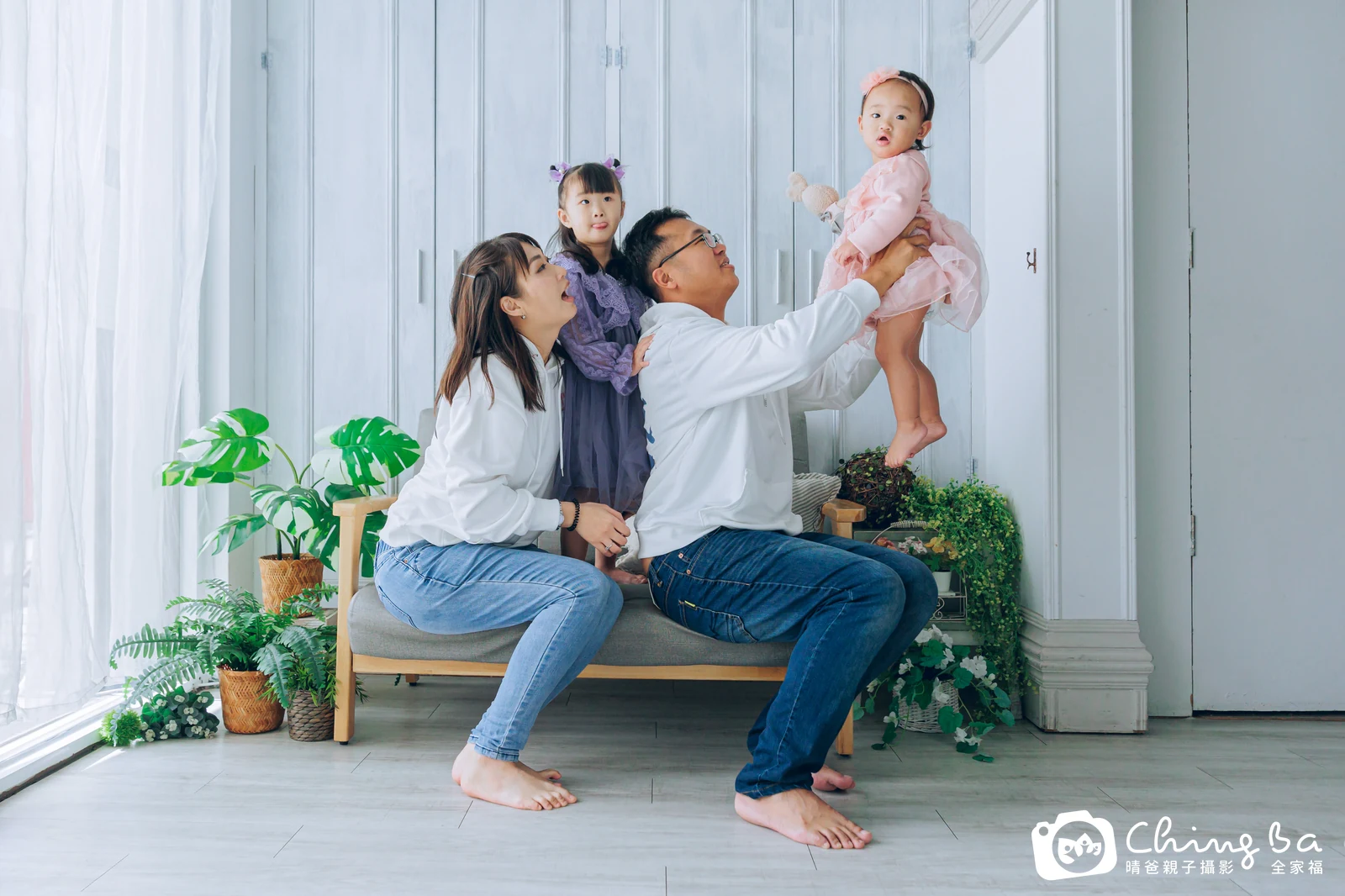 函函 1 歲 4 個月寶貝 台中小家庭抓周紀念照｜晴爸親子攝影