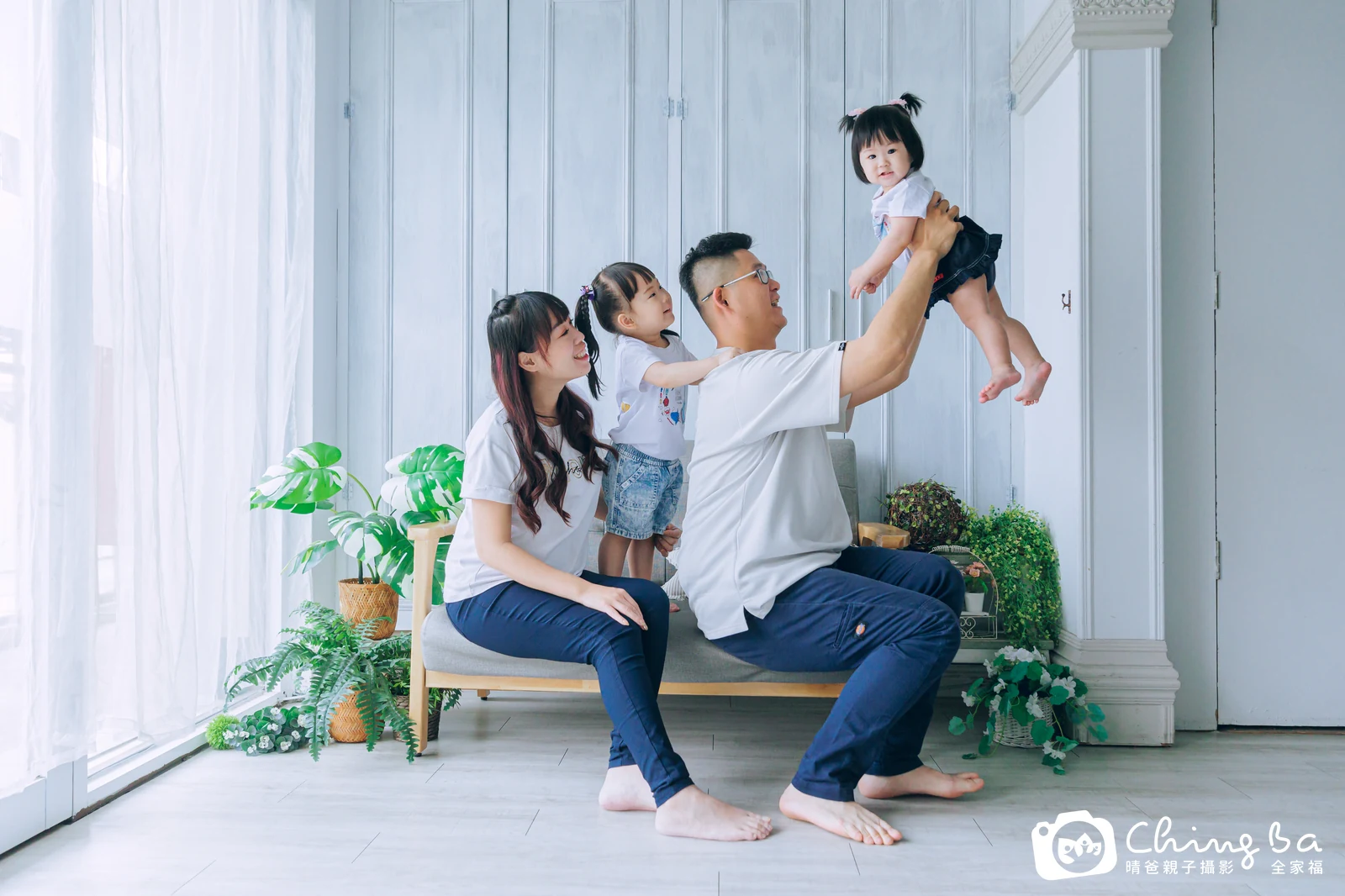 紅豆 1 歲寶貝 台中小家庭抓周紀念照｜晴爸親子攝影