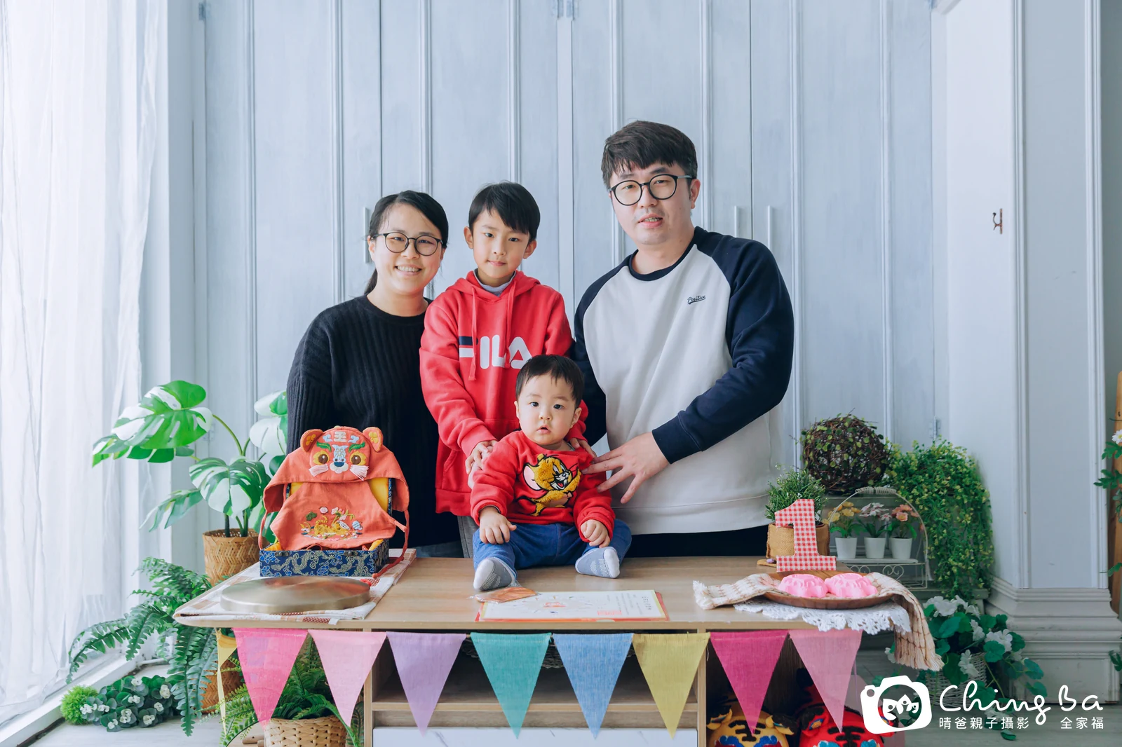威的台中小家庭抓周拍攝現場