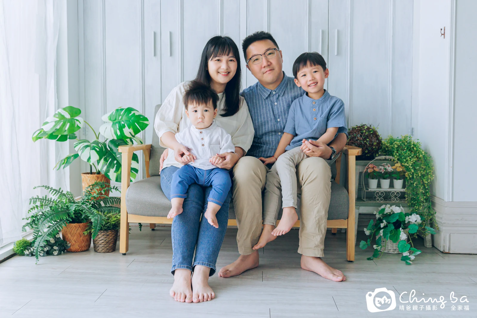 安安 1 歲寶貝 台中小家庭抓周紀念照｜晴爸親子攝影