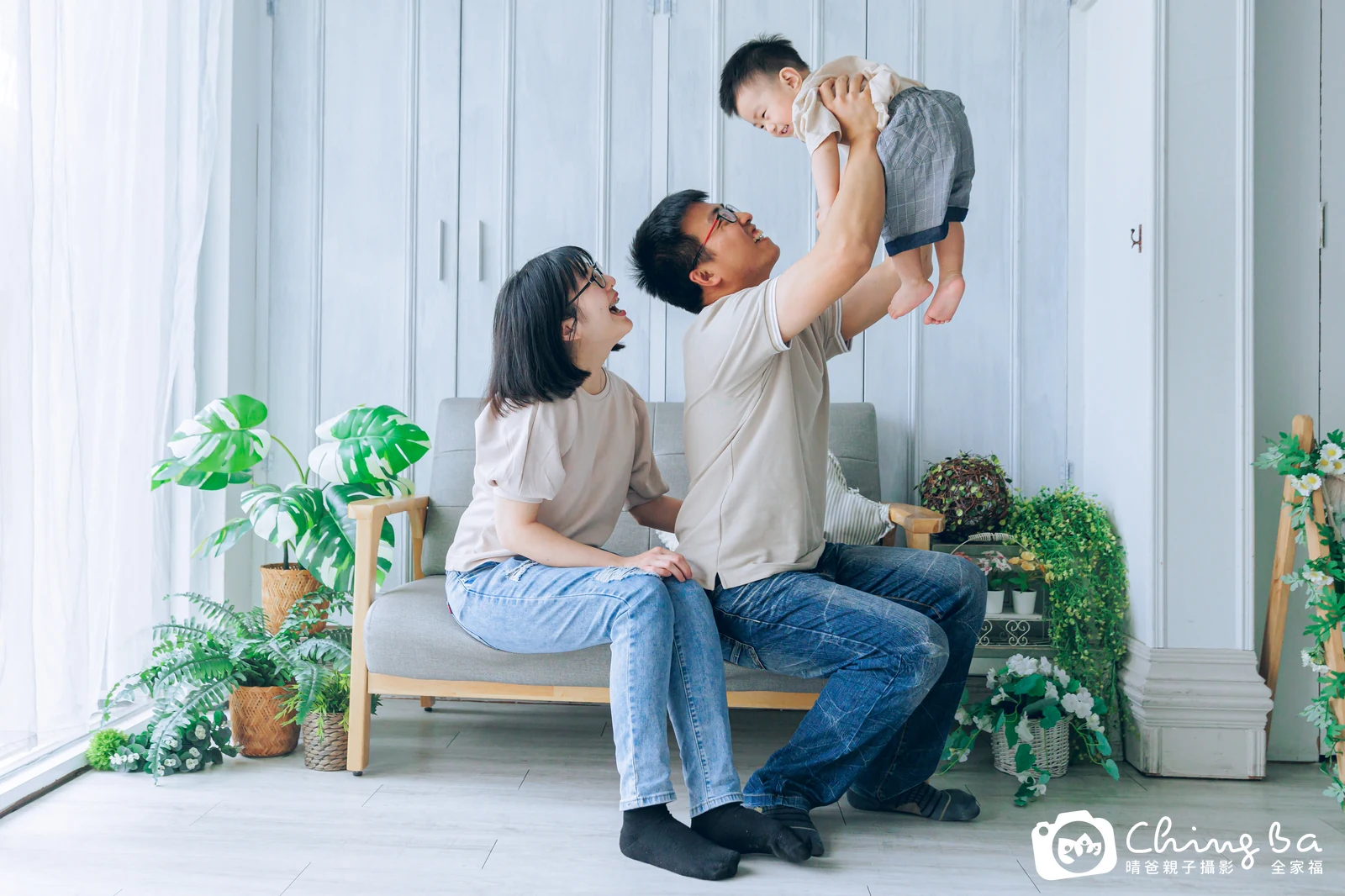 騰騰 1 歲 1 個月寶貝 台中小家庭抓周紀念照｜晴爸親子攝影