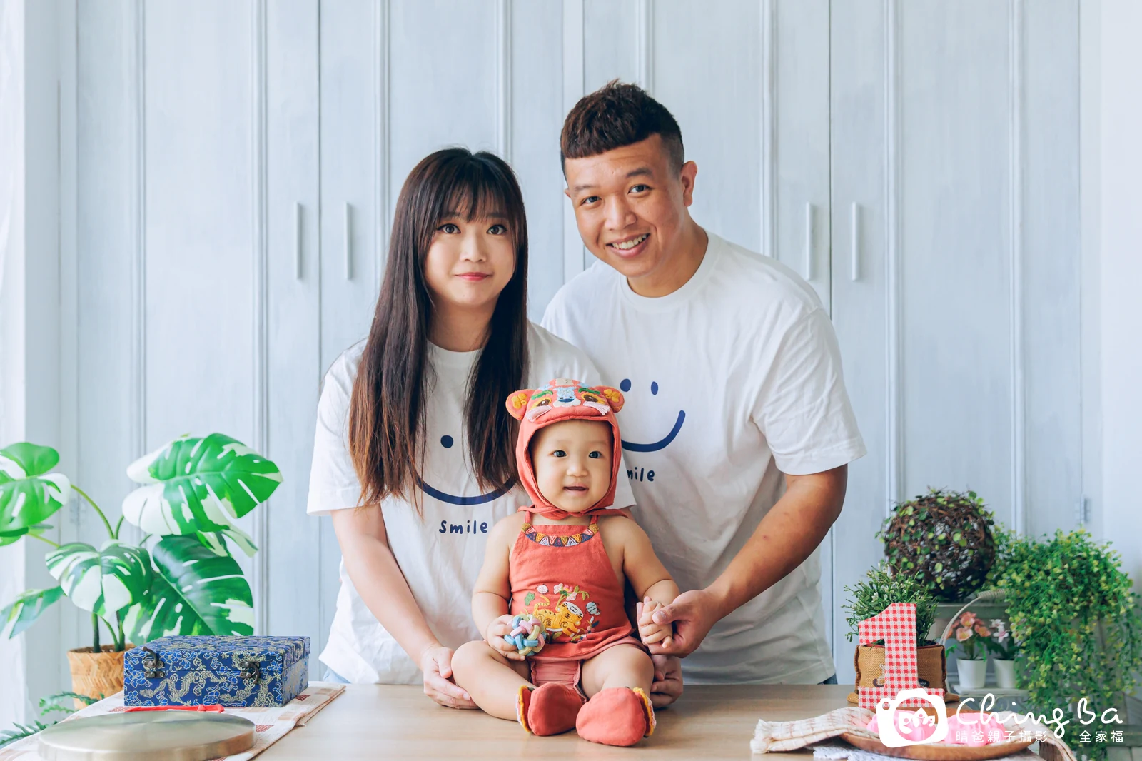 11 個月寶貝的馬卡龍拍抓周，2 大 1 小的周歲紀念