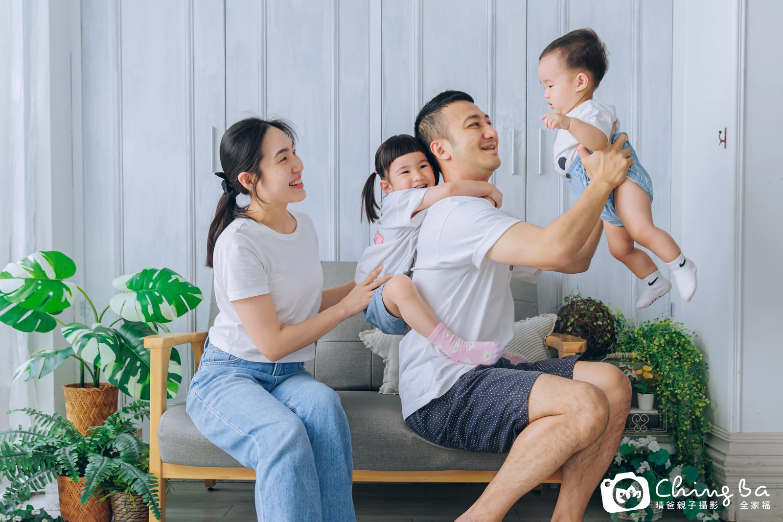 珩珩的台中小家庭抓周拍攝現場