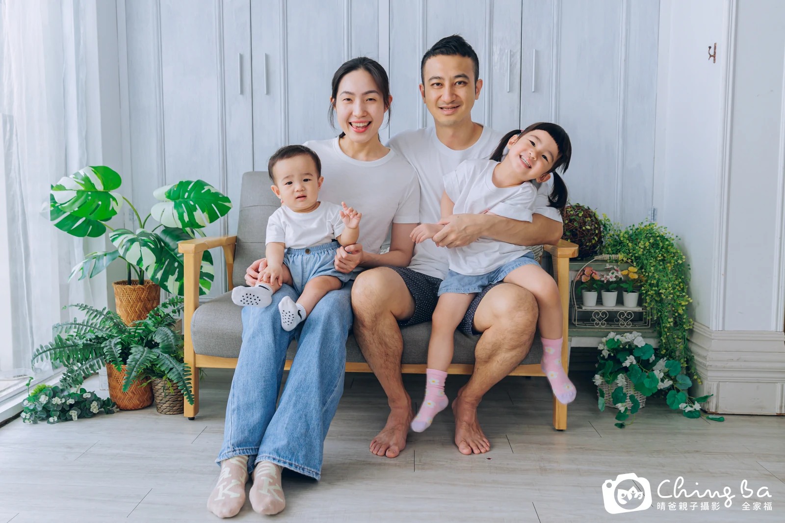 珩珩的台中小家庭抓周拍攝現場