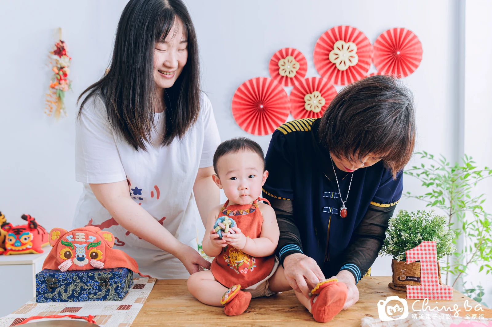 銨銨周歲抓周儀式的紀錄（2025 年夏季・平日場）