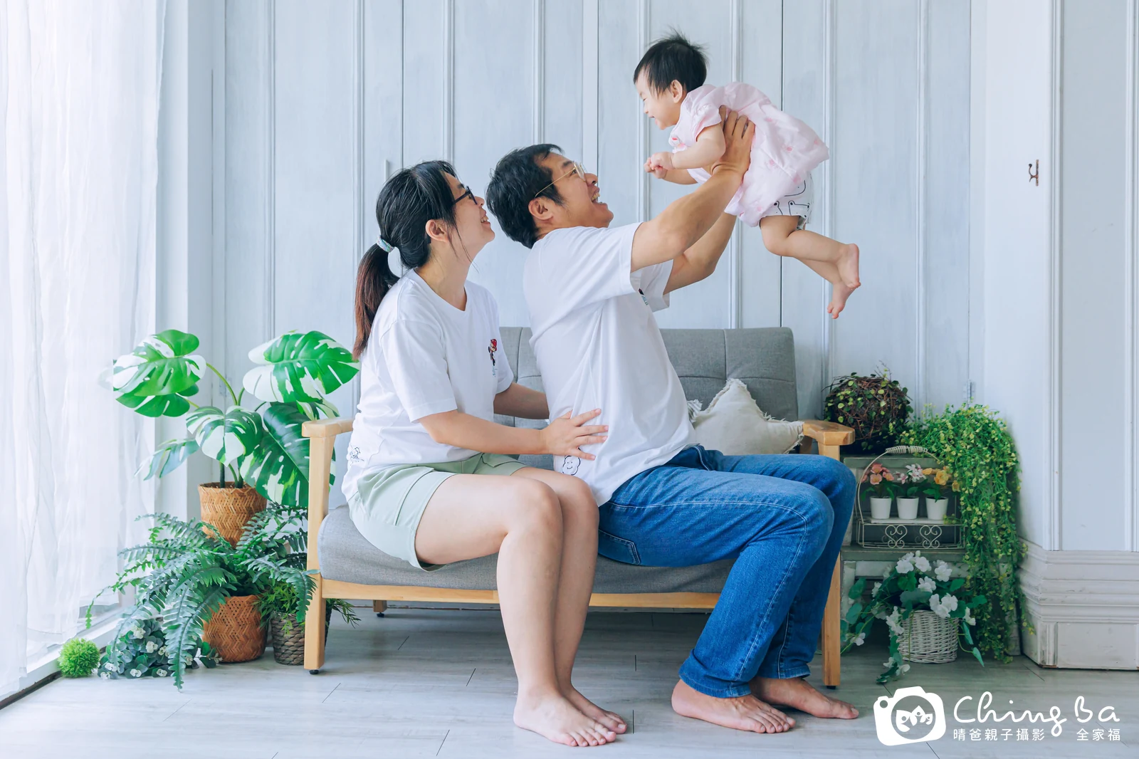 小瑜 1 歲寶貝 台中小家庭抓周紀念照｜晴爸親子攝影