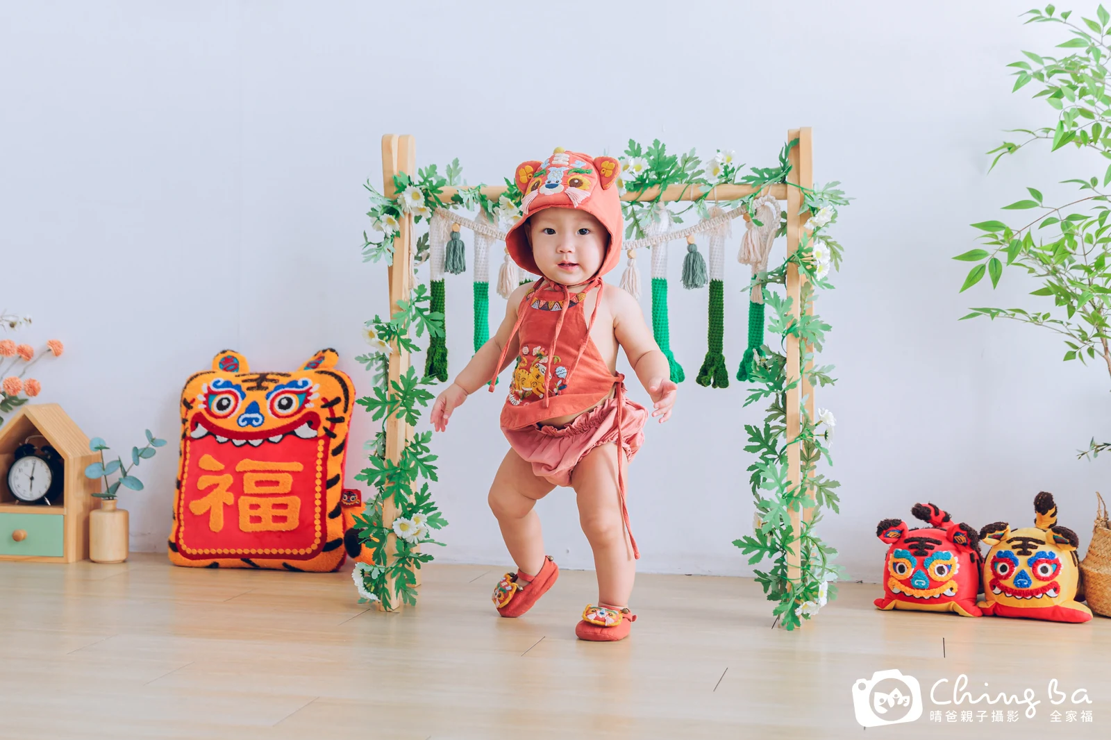 滿滿的台中小家庭抓周拍攝現場