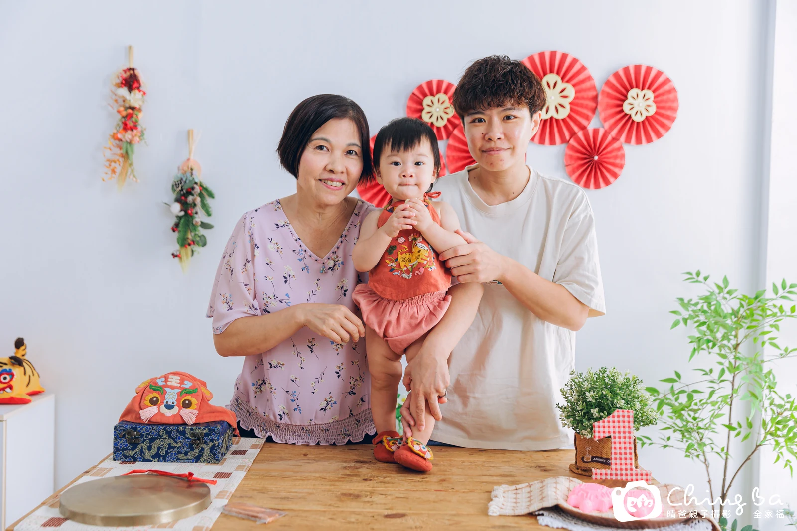 霏周歲抓周儀式的紀錄（2025 年秋季・平日場）