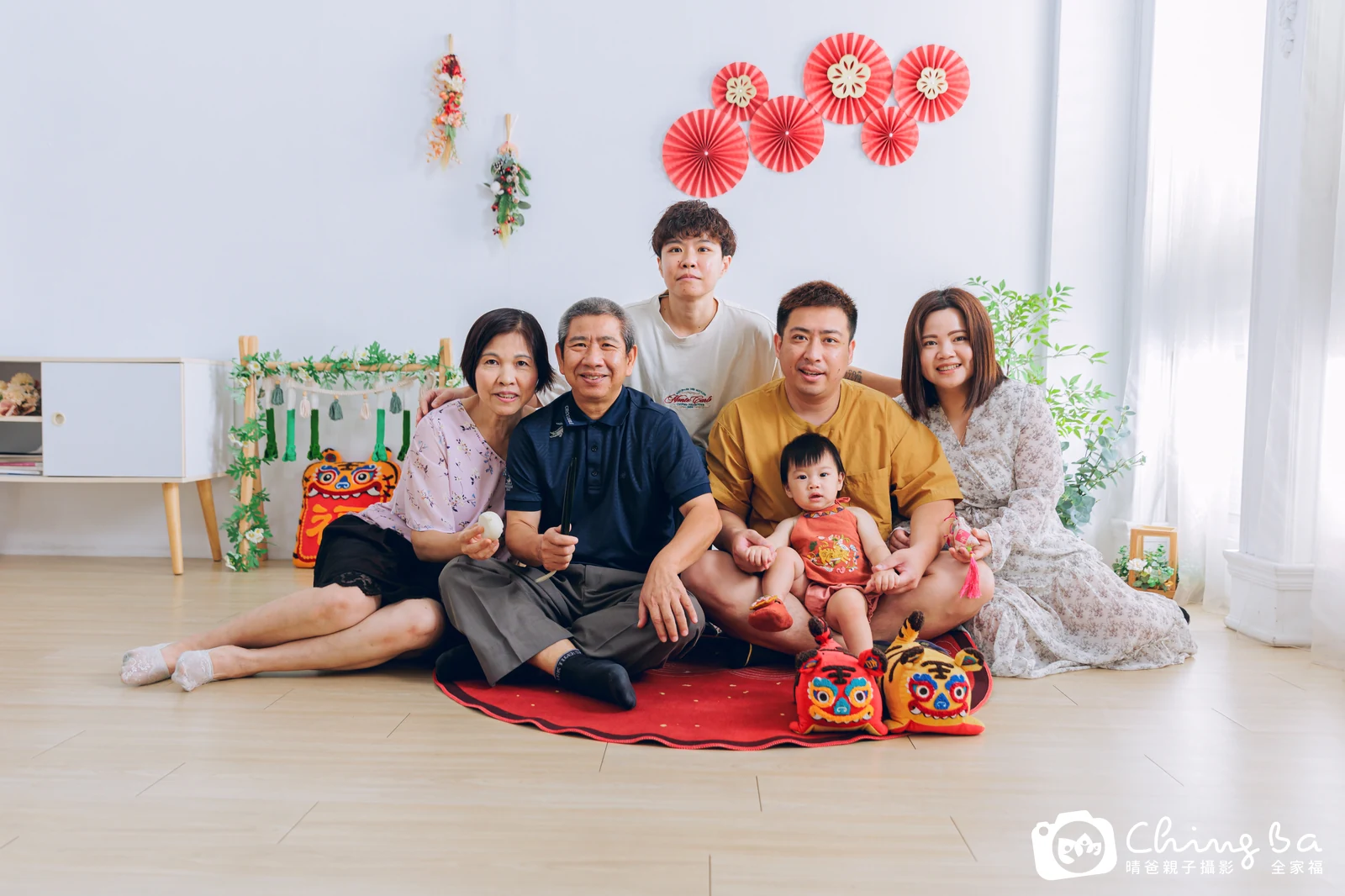 霏的台中小家庭抓周拍攝現場