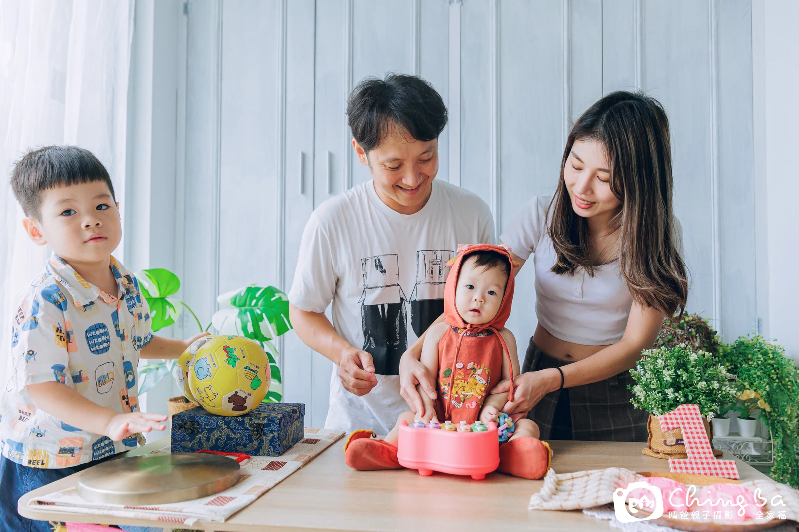 貝果在台中拍小家庭抓周的珍貴一刻
