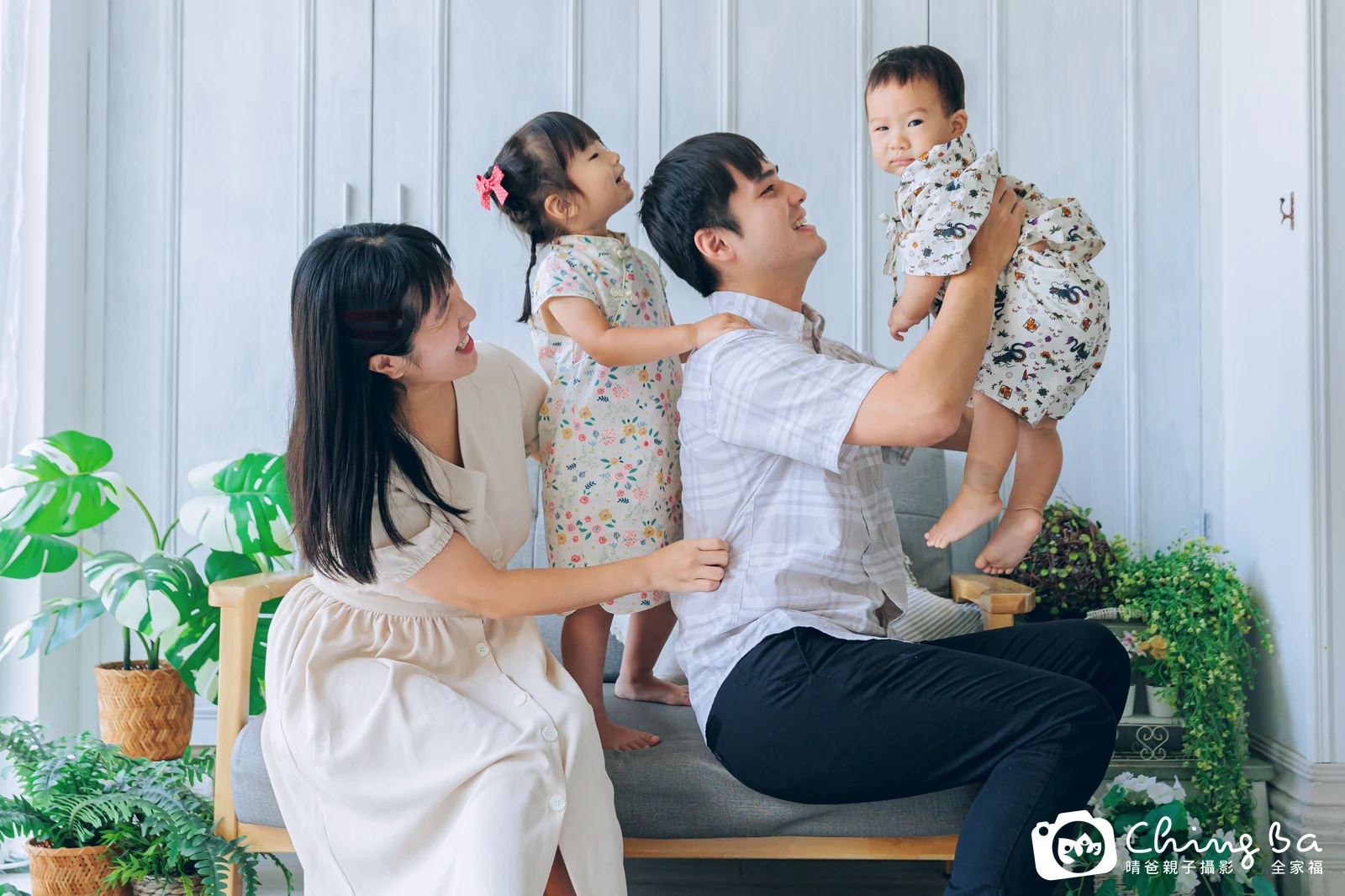歐巴 1 歲寶貝 台中小家庭抓周紀念照｜晴爸親子攝影