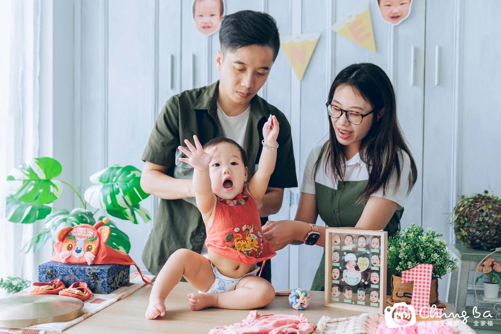 亮亮在台中拍小家庭抓周的珍貴一刻