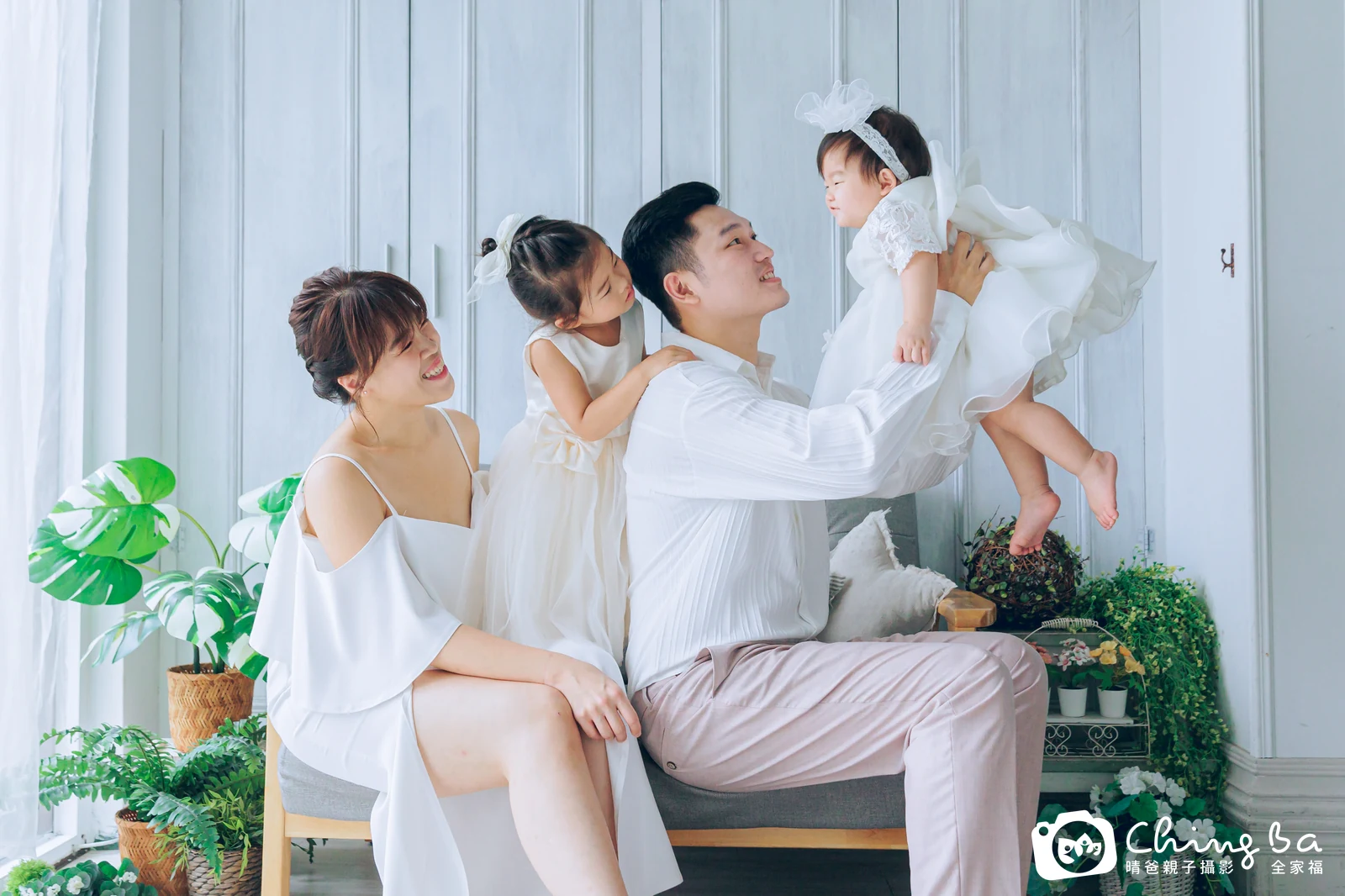 Yuna 約 1 歲寶貝 台中小家庭抓周紀念照｜晴爸親子攝影