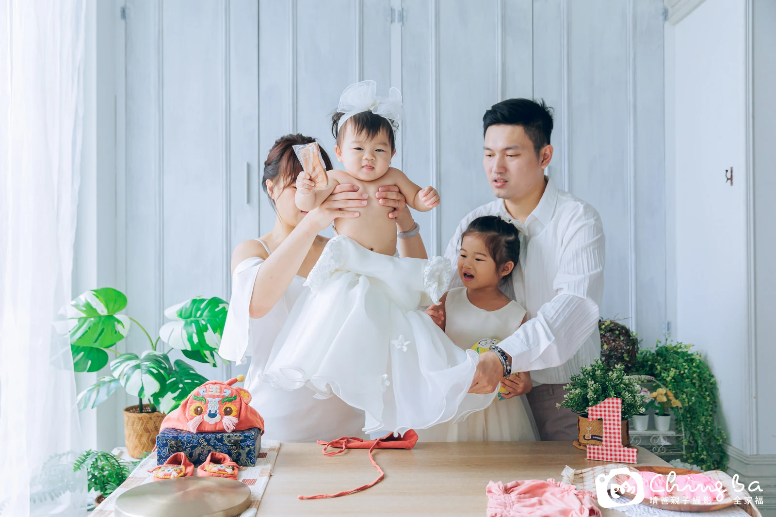 Yuna在台中拍小家庭抓周的珍貴一刻