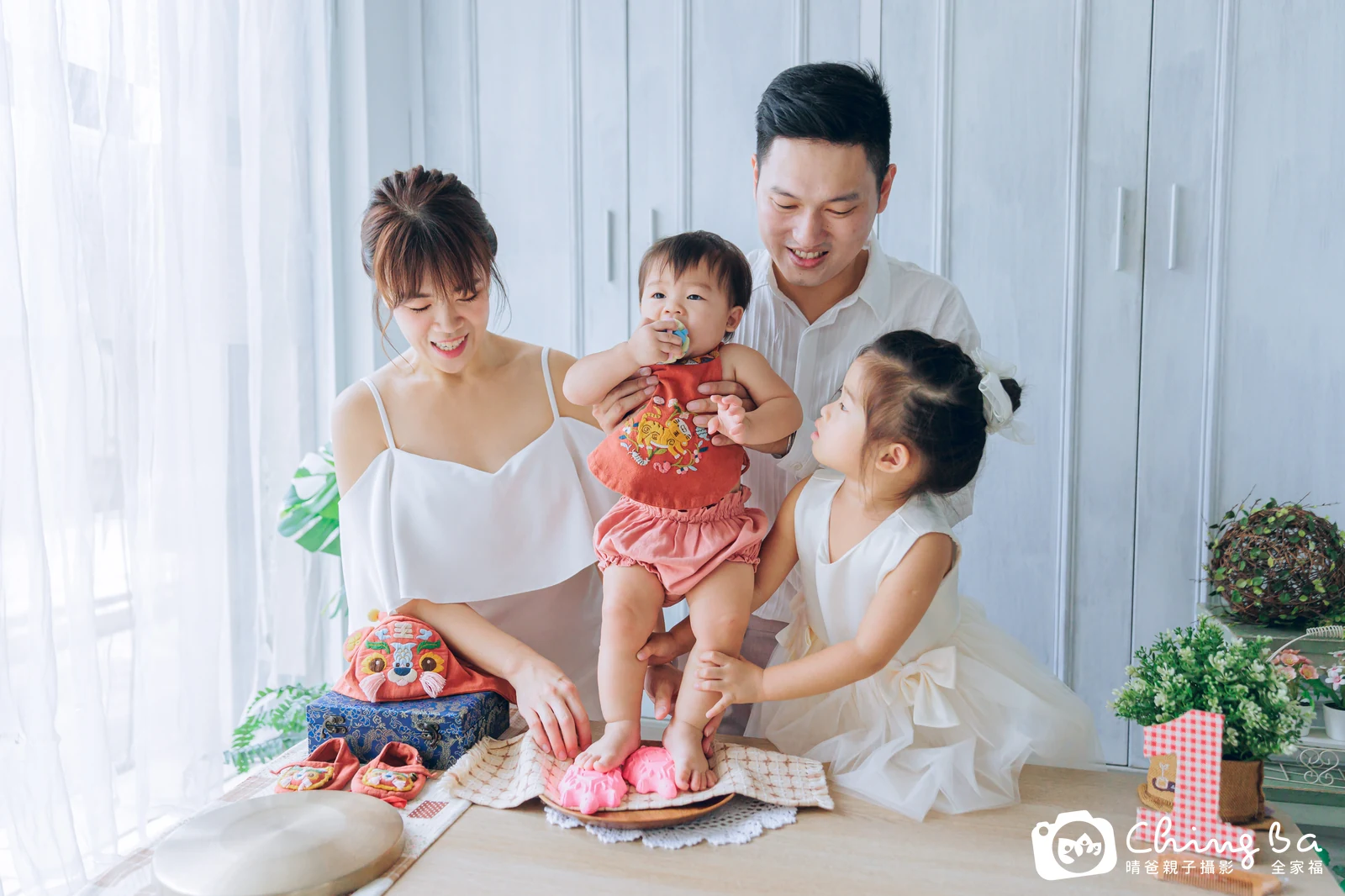 Yuna在台中拍小家庭抓周的珍貴一刻