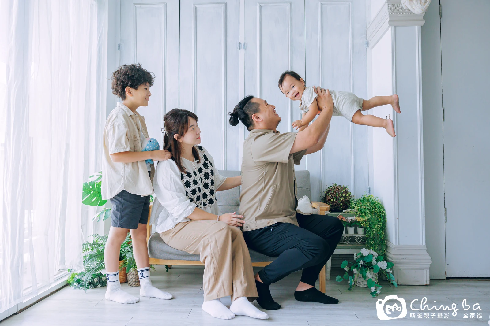 洋洋 1 歲 1 個月寶貝 台中小家庭抓周紀念照｜晴爸親子攝影