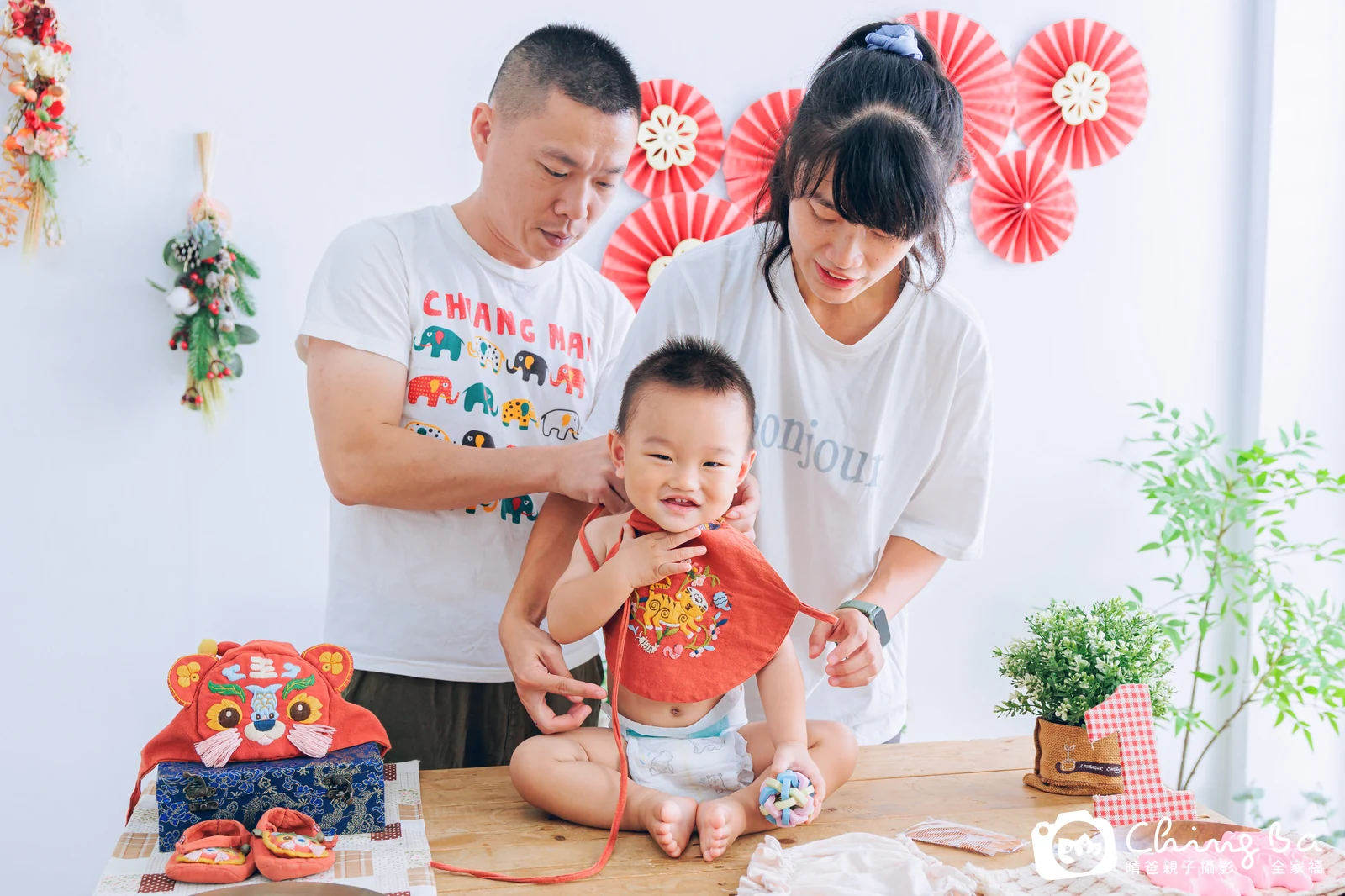 淘淘在台中拍小家庭抓周的珍貴一刻