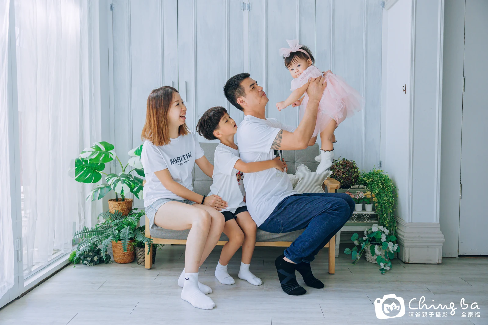 妹妹 11 個月寶貝 台中小家庭抓周紀念照｜晴爸親子攝影