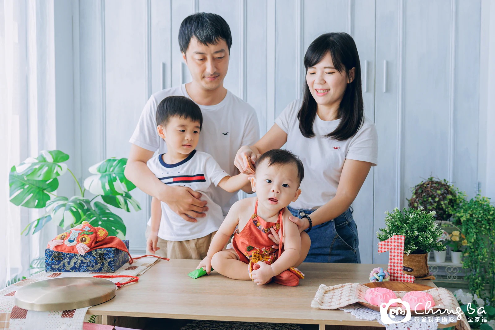 咚咚的台中小家庭抓周拍攝現場