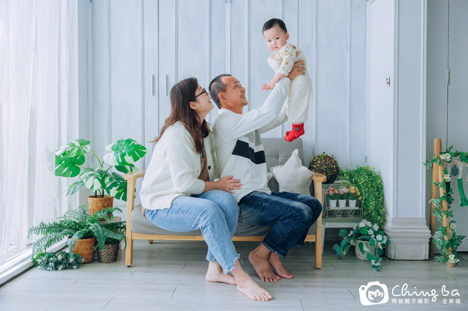 洋洋 1 歲寶貝 台中小家庭抓周紀念照｜晴爸親子攝影