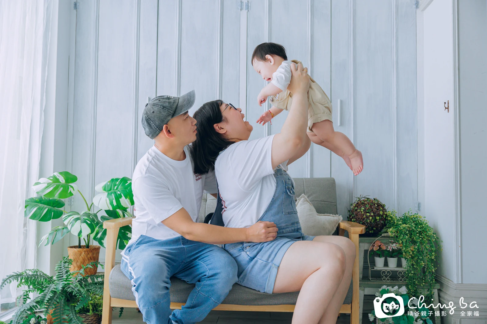 恩恩 1 歲寶貝 台中小家庭抓周紀念照｜晴爸親子攝影